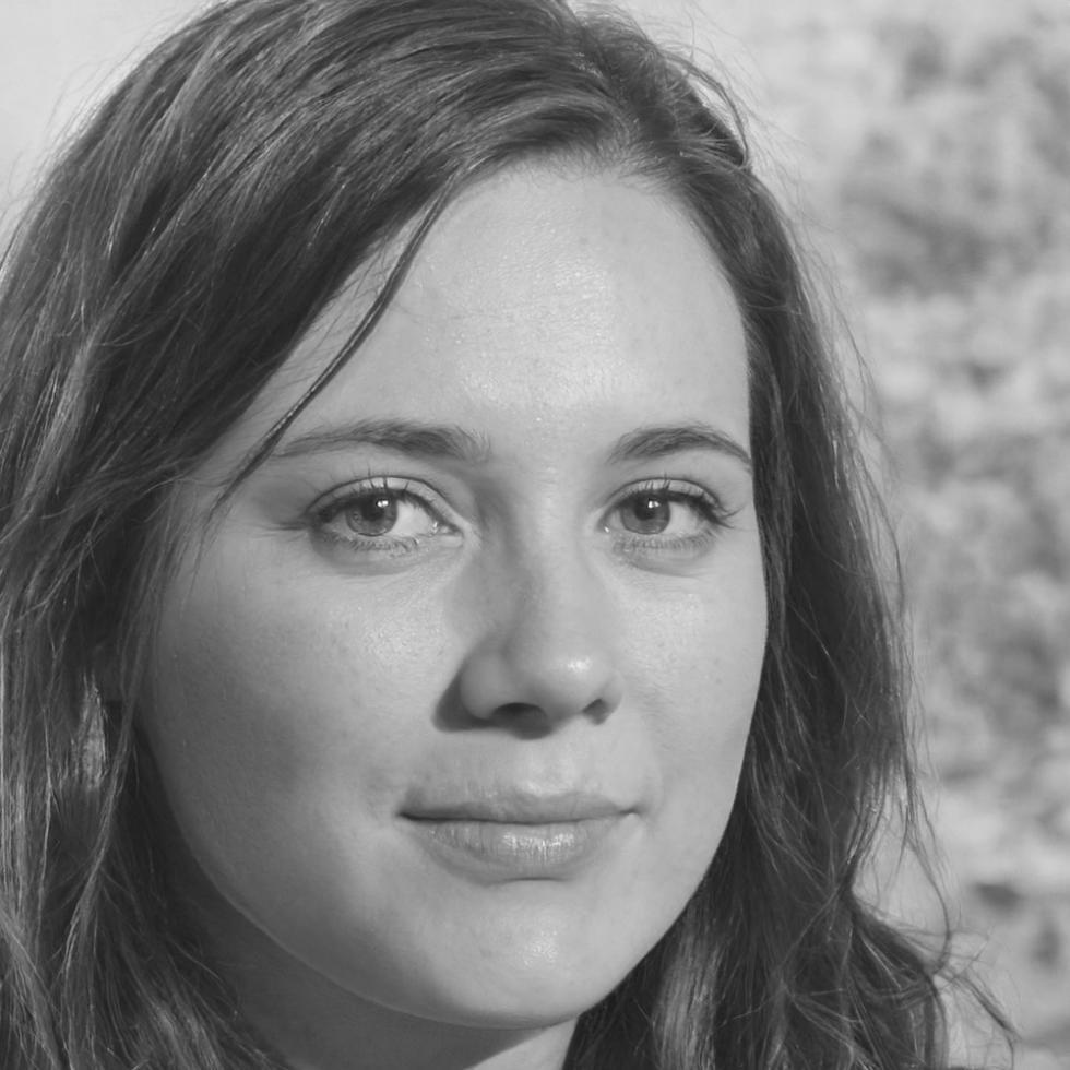 Seraphina Blackwood, Senior Risk Strategist